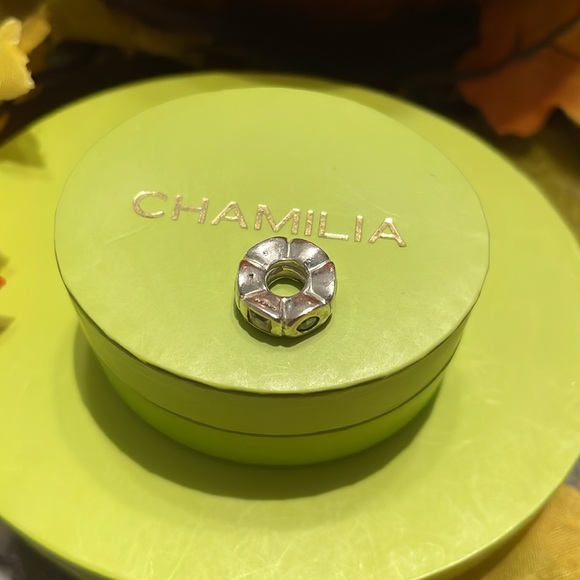 Chamilia Swarovski Charm - Picture 6 of 6